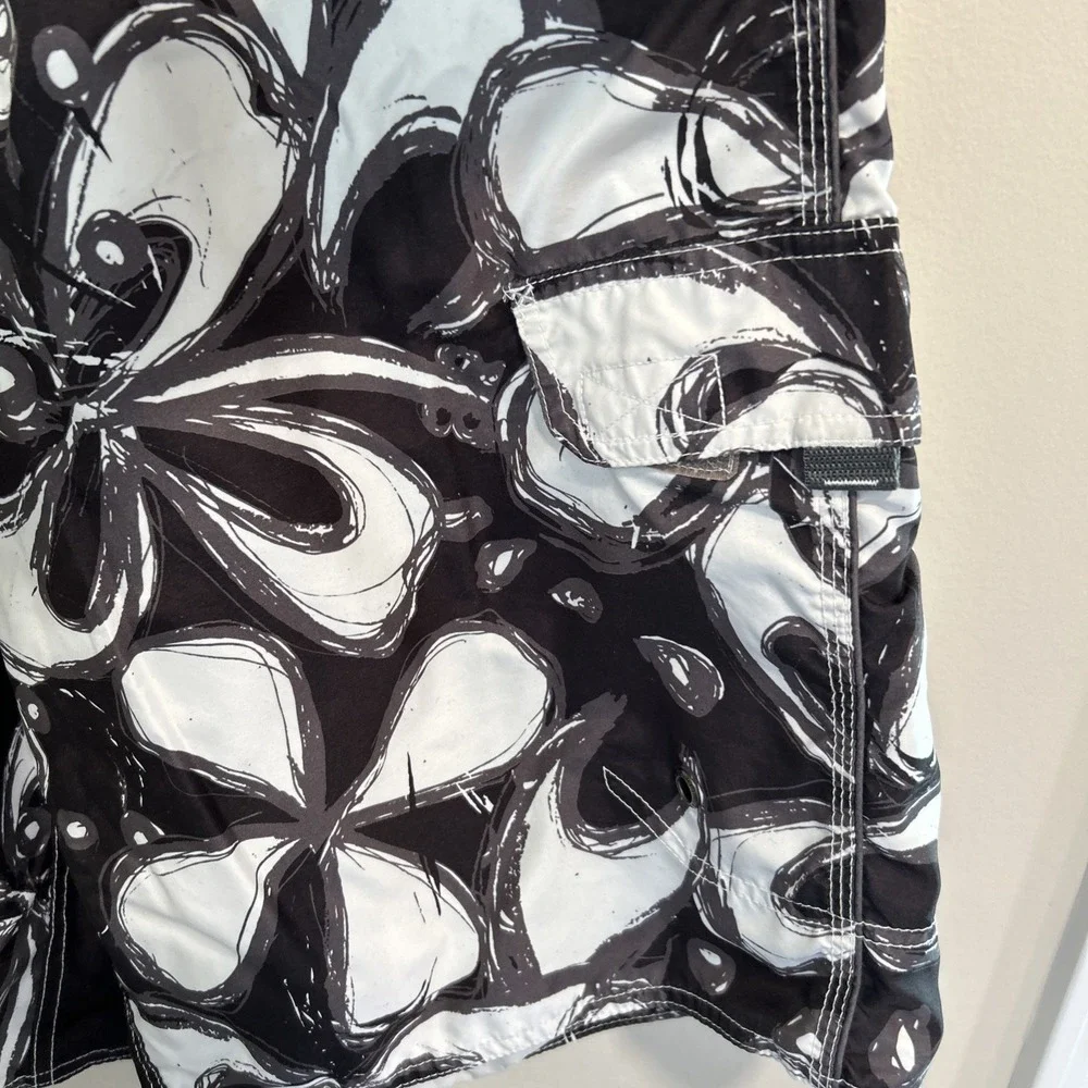 Old Navy XXL Brown Men's Floral Swim Shorts
